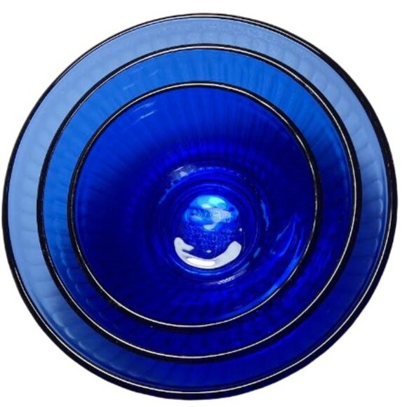 Pyrex Fluted Glass Nesting Mixing Bowls in Cobalt Vintage EUC Like New - Picture 2 of 11